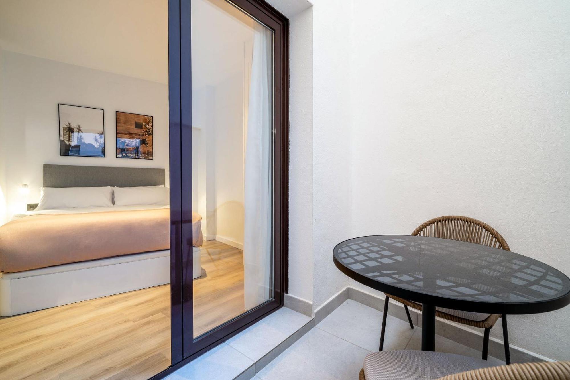 Limehome Malaga Calle Victoria Exteriér fotografie
