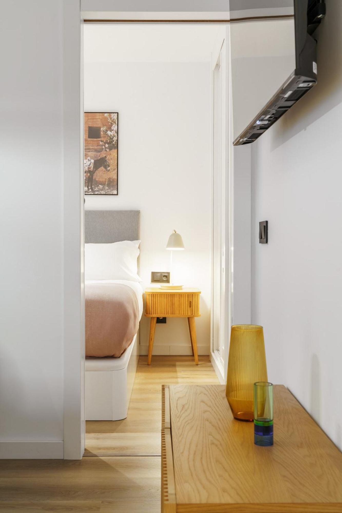 Limehome Malaga Calle Victoria Pokoj fotografie