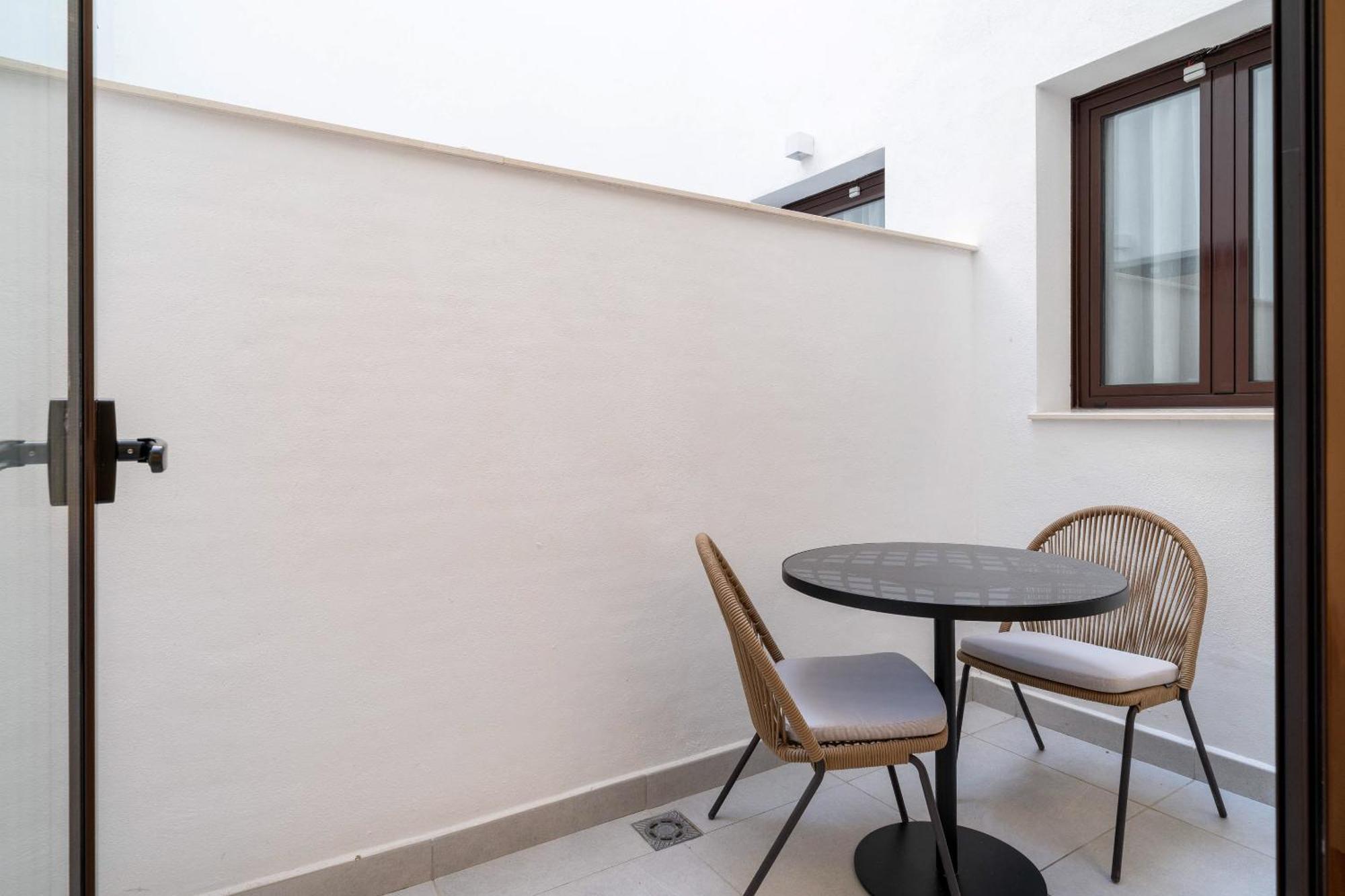 Limehome Malaga Calle Victoria Pokoj fotografie