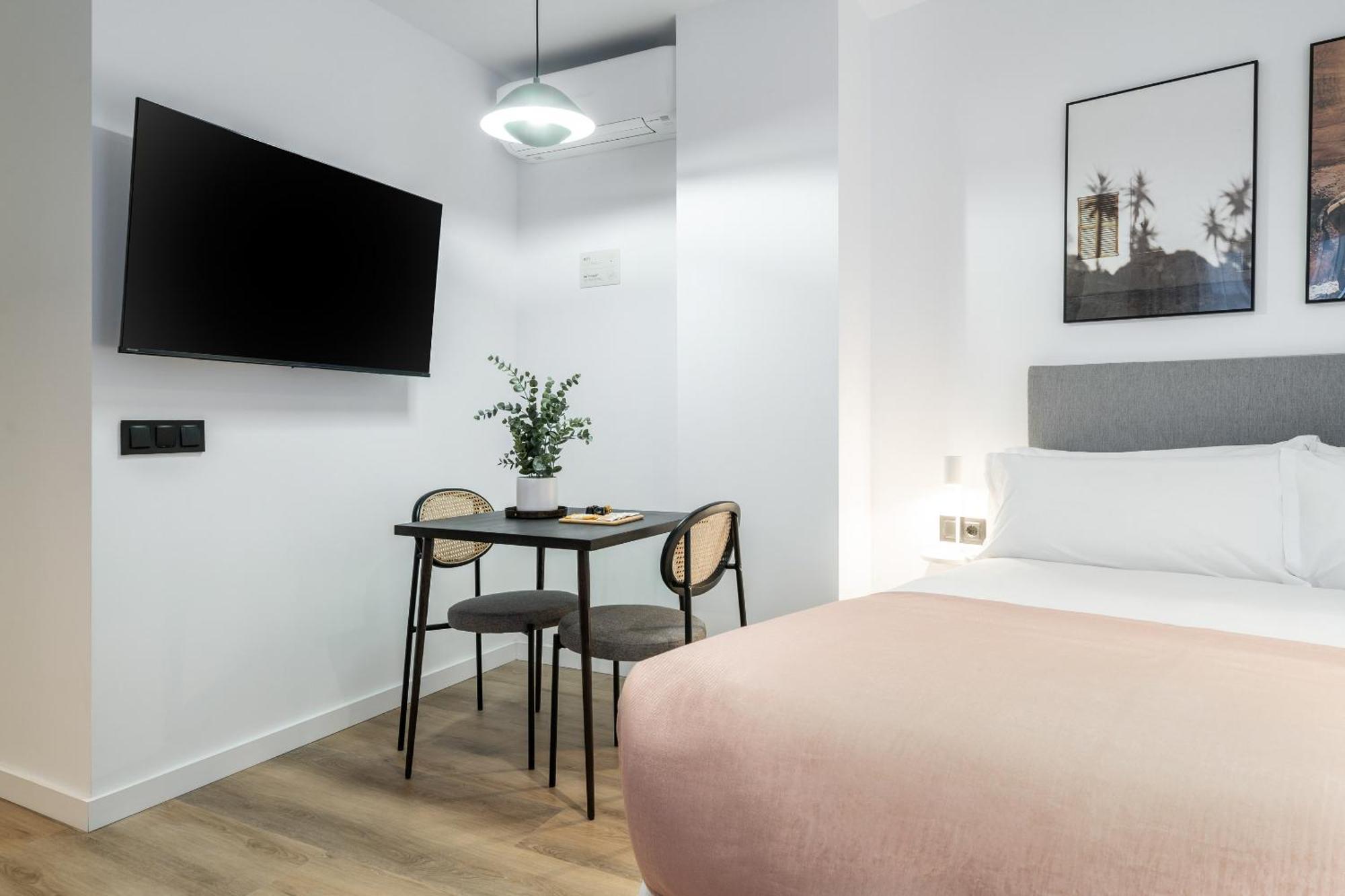 Limehome Malaga Calle Victoria Pokoj fotografie