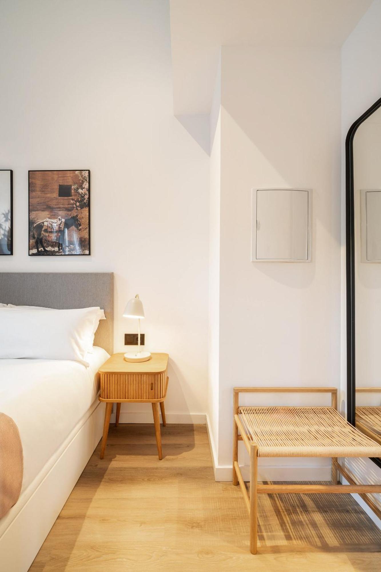 Limehome Malaga Calle Victoria Pokoj fotografie